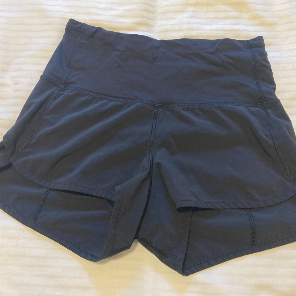 Lululemon high rise speed up shorts